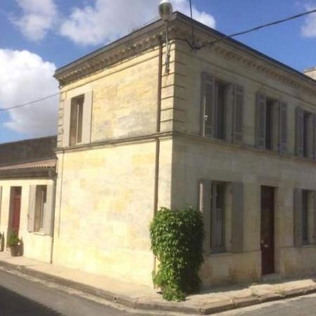 Bed and Breakfast Au Coeur Des Vignobles Saint-Estèphe Exterior foto